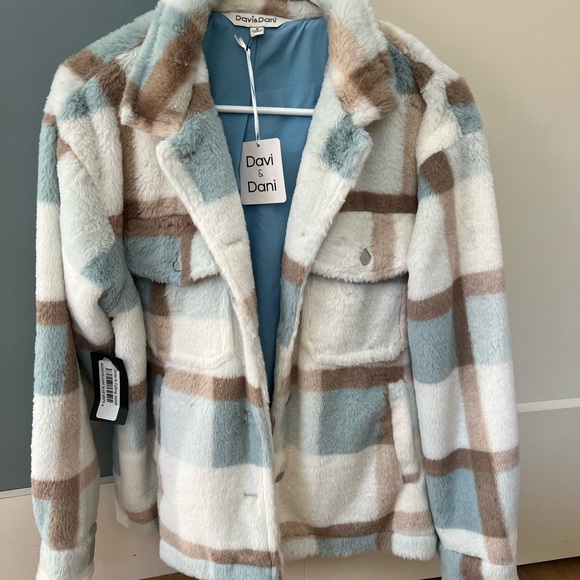 Davi and Dani size small blue and white plaid jacket. - Picture 2 of 4